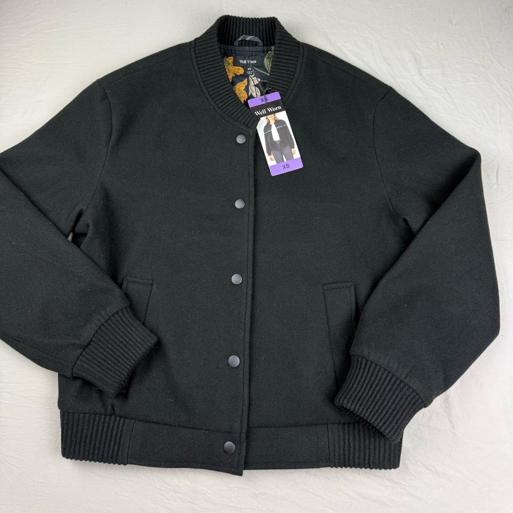 Well Worn womens Black Bomber Jacket coat patterned lining NEW size XS